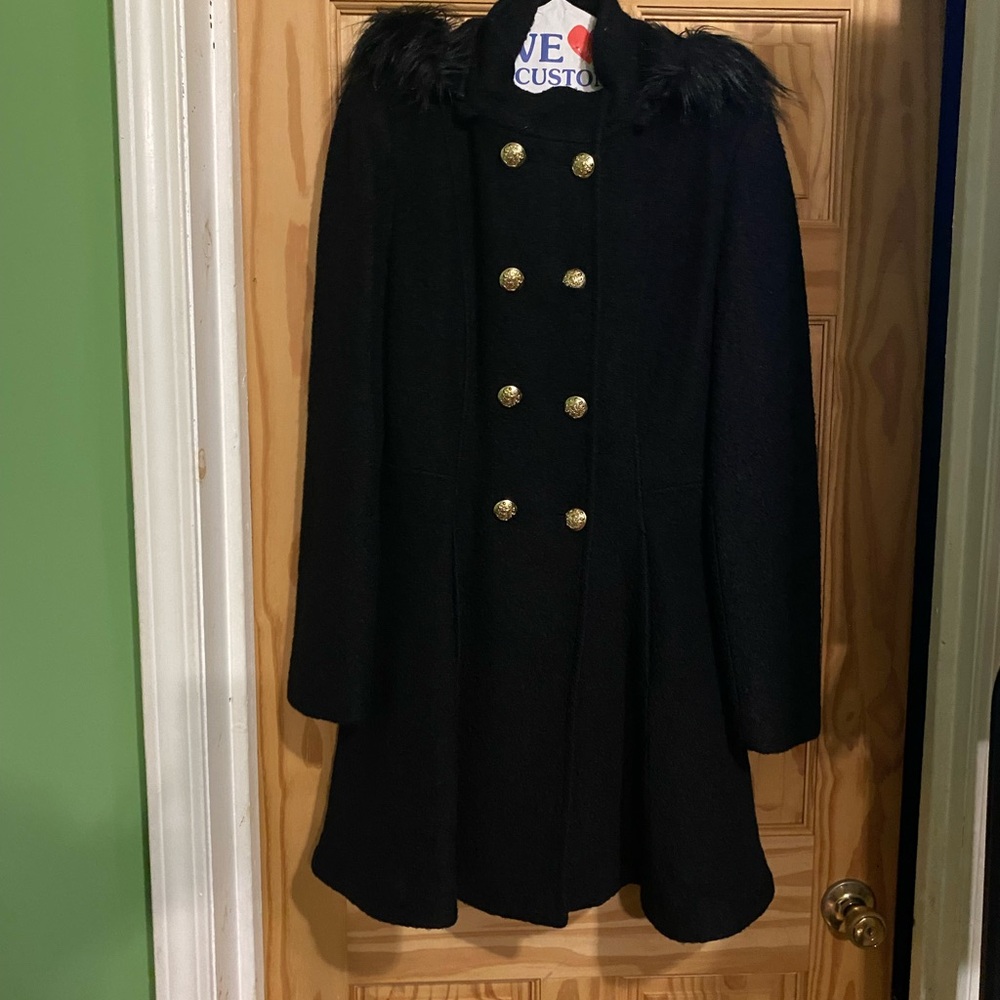 Elegant Black Double-Breasted Women's Coat